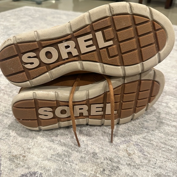 Sorel Women's Brown Waterproof Winter Boots - Picture 7 of 8